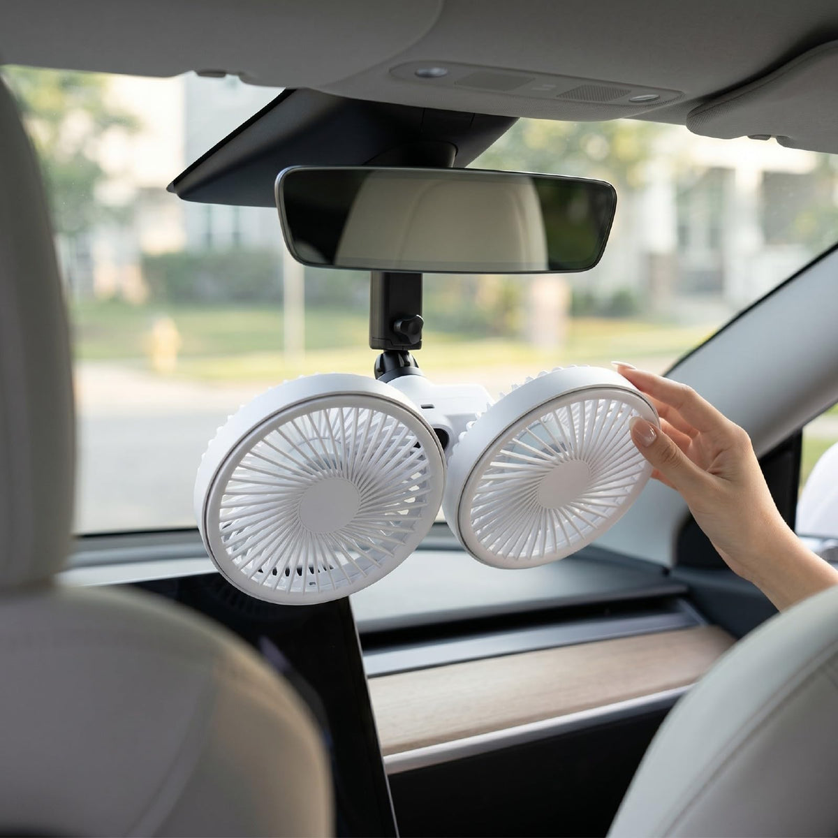 Dual Head Car Fan 3 Speeds 360 Degree Adjustable Suction Cup Rechargeable White L750