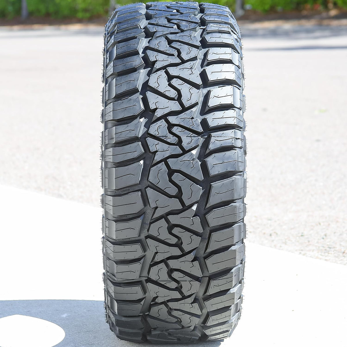 LT275/60R20 Rugged Terrain Tire C767