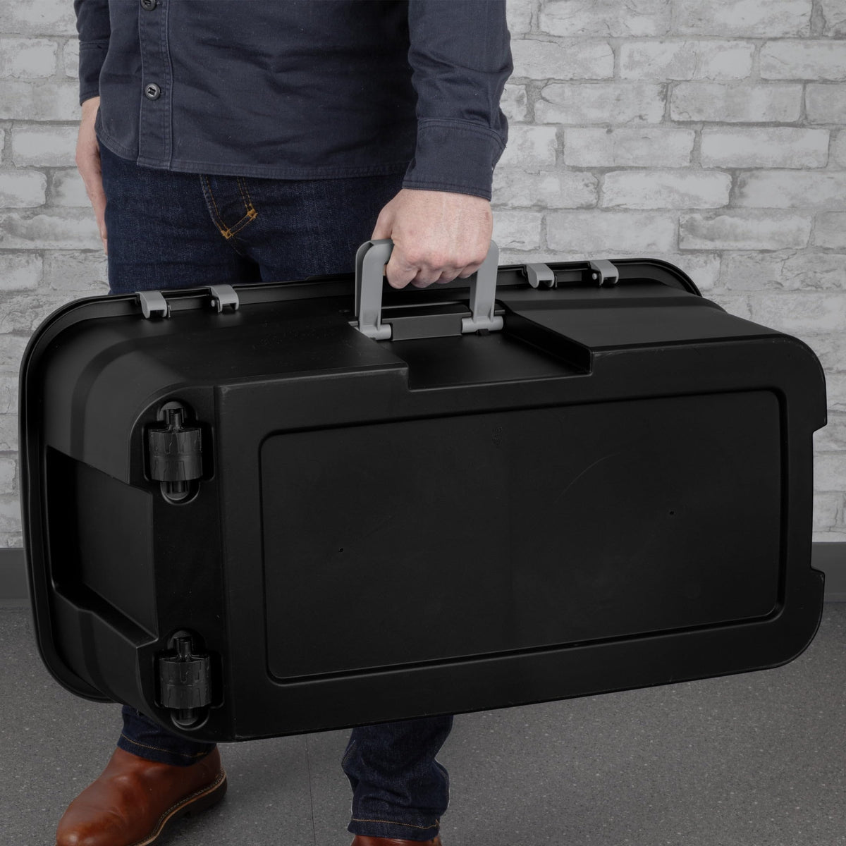 Black 22 Gallon Wheeled Plastic Storage Trunk C307